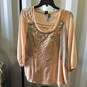 Buckle top with sequins color